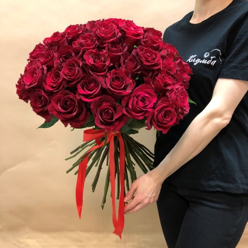 Букет 51 красная роза  с доставкой в Самаре